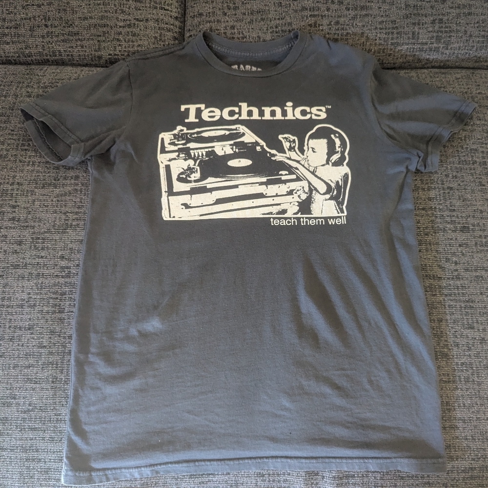 Technics "Teach Them Well" T-Shirt S - Picture 2 of 5